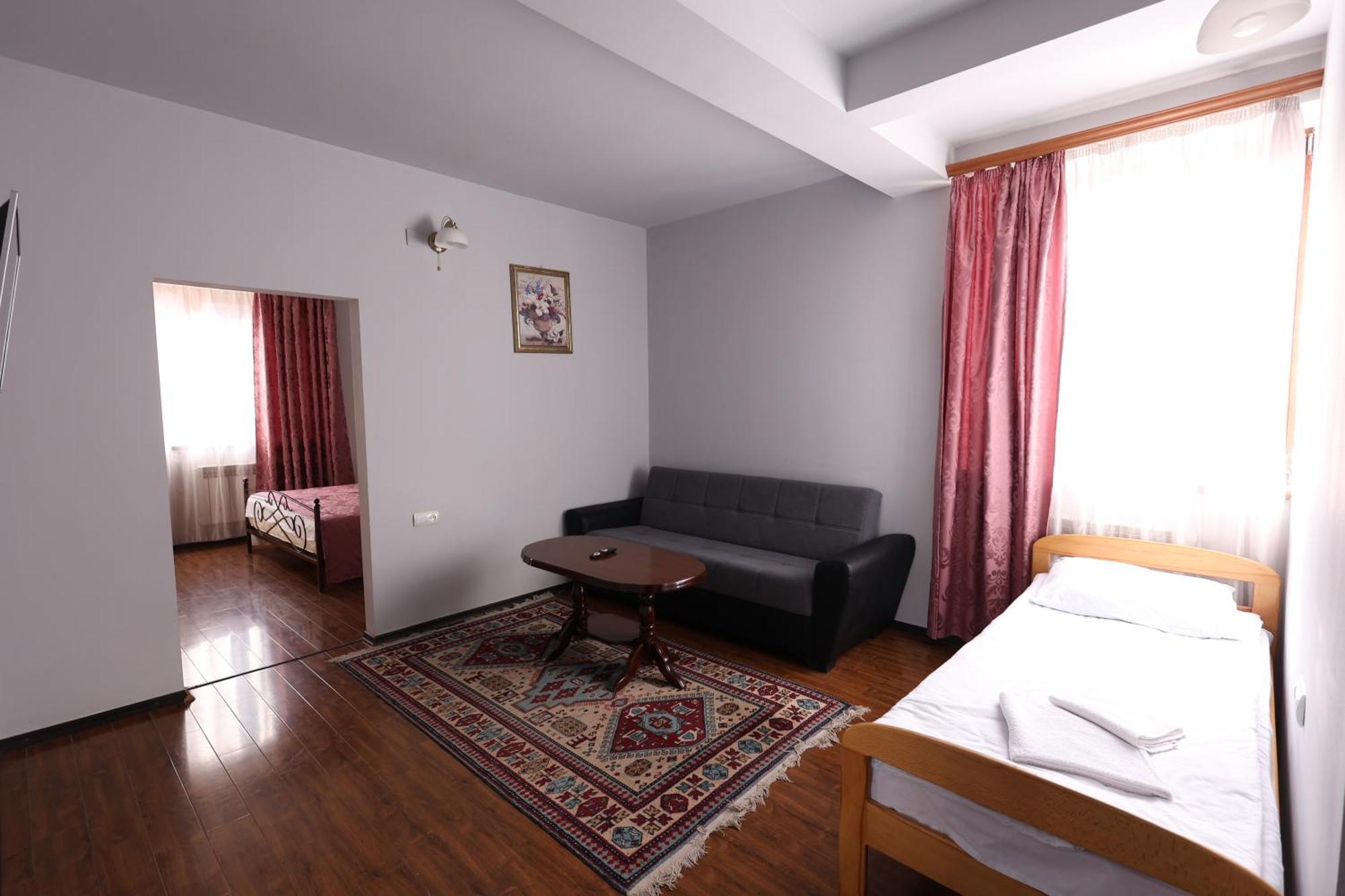 Yeghevnut Hotel Goris Exteriér fotografie